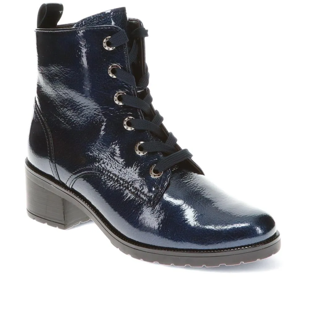 Block Heel Lace-Up Boots - GAB40510 / 325 884