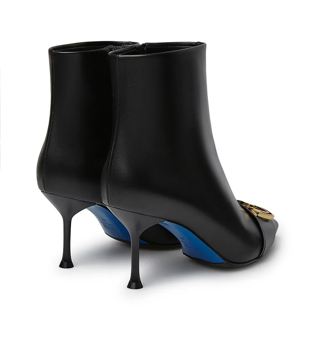 Logo-plaque black leather ankle boots