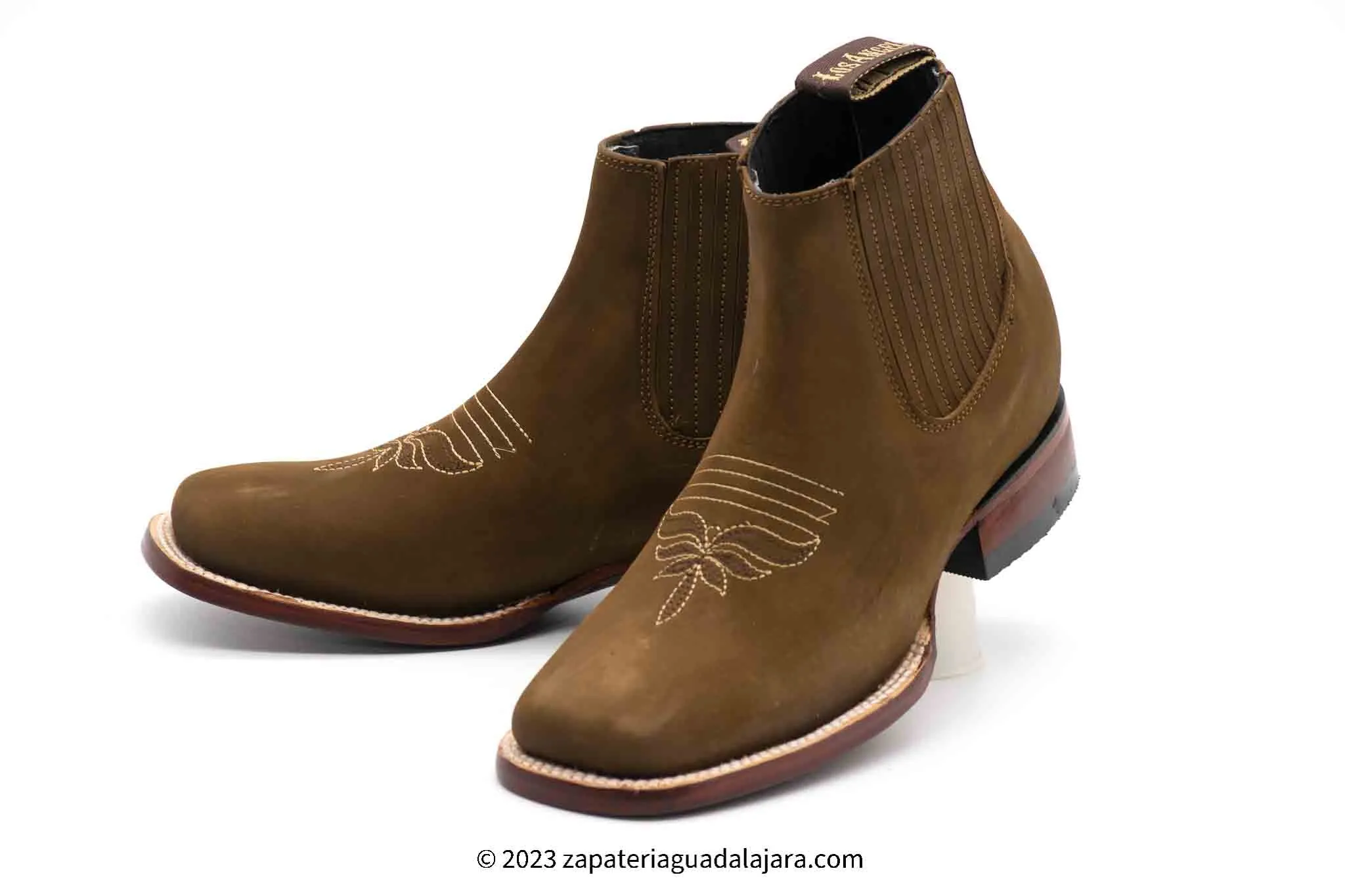 WOMEN'S WIDE SQUARE TOE NOBUCK TABACO LEATHER BOOT - 206359